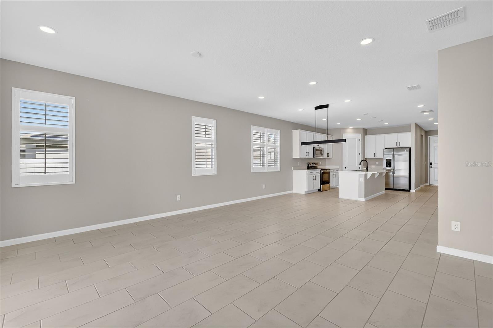 SEASONS AT LAKESIDE FOREST - Residential