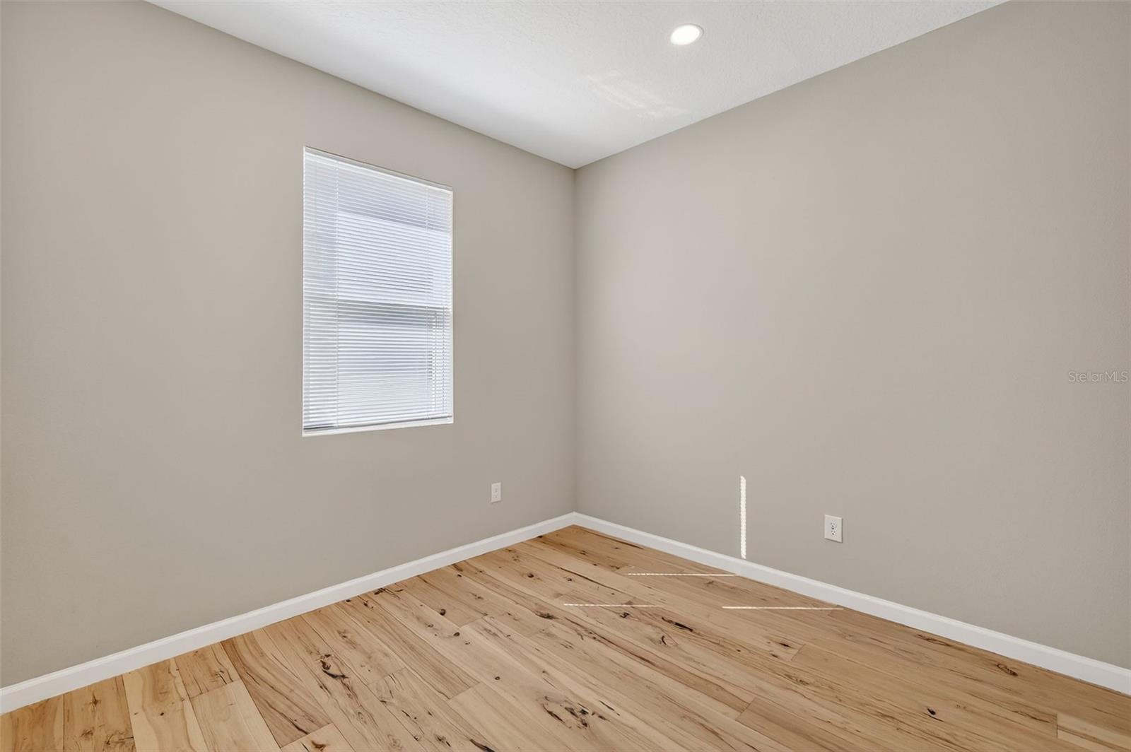 SEASONS AT LAKESIDE FOREST - Residential