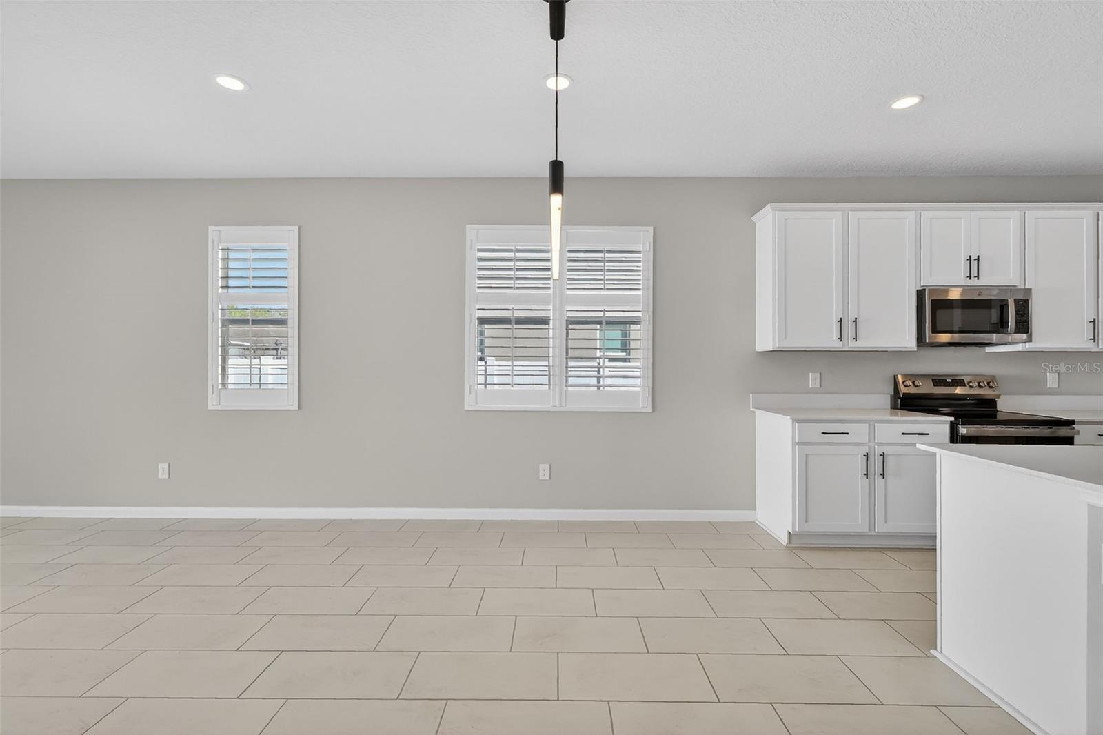 SEASONS AT LAKESIDE FOREST - Residential