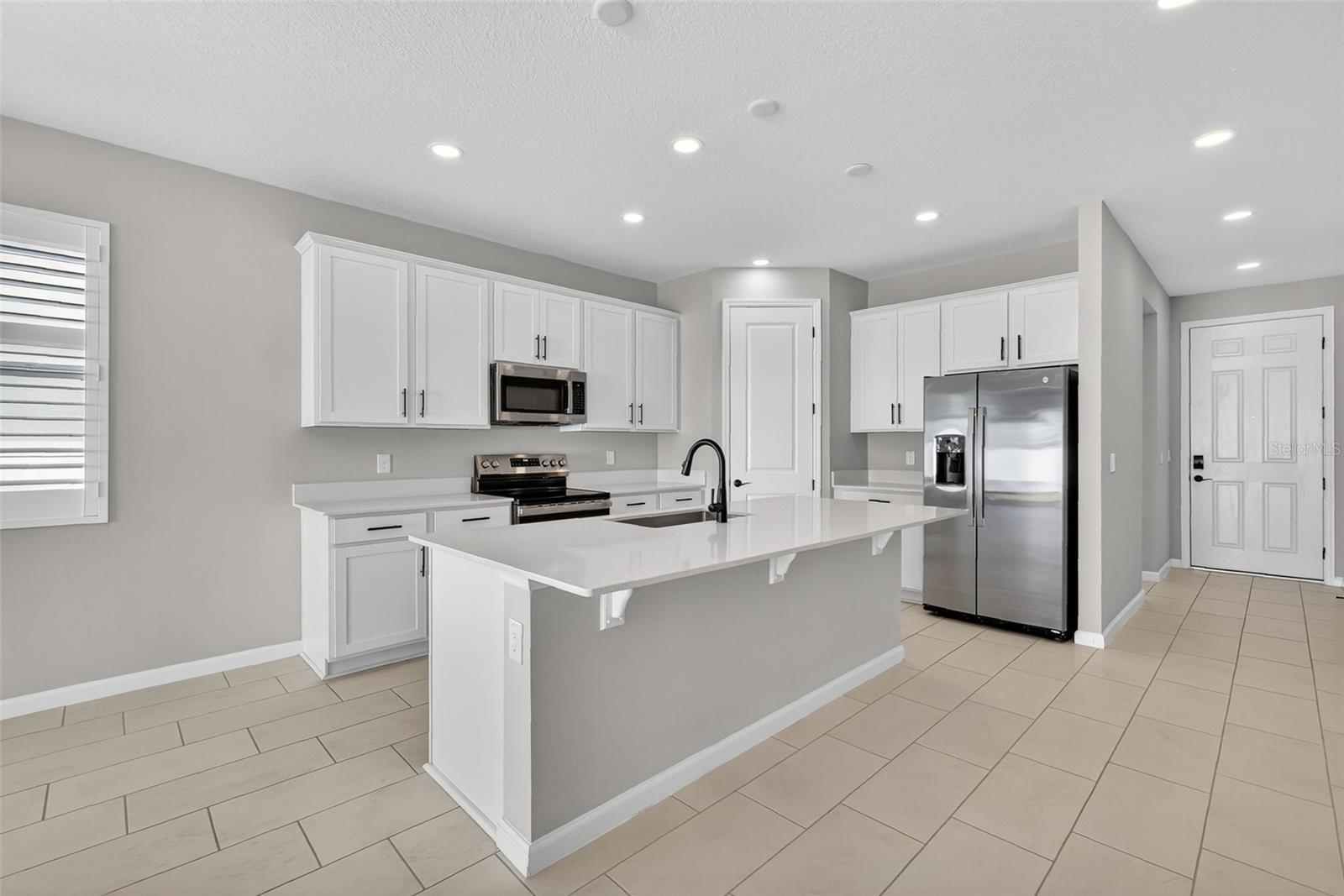 SEASONS AT LAKESIDE FOREST - Residential