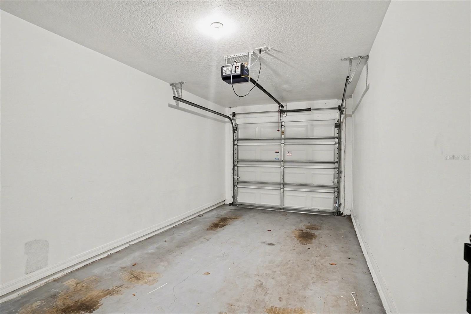 WEDGEWOOD TWNHMS - Residential