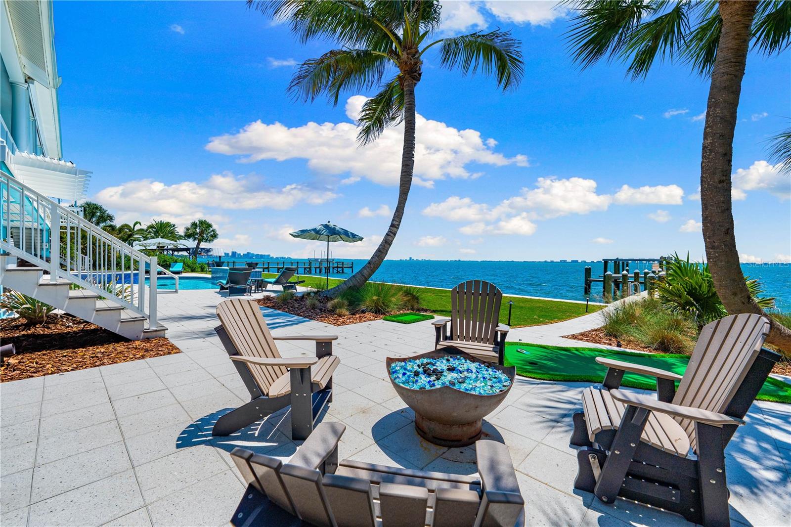 SAPPHIRE SHORES RESUB - Residential