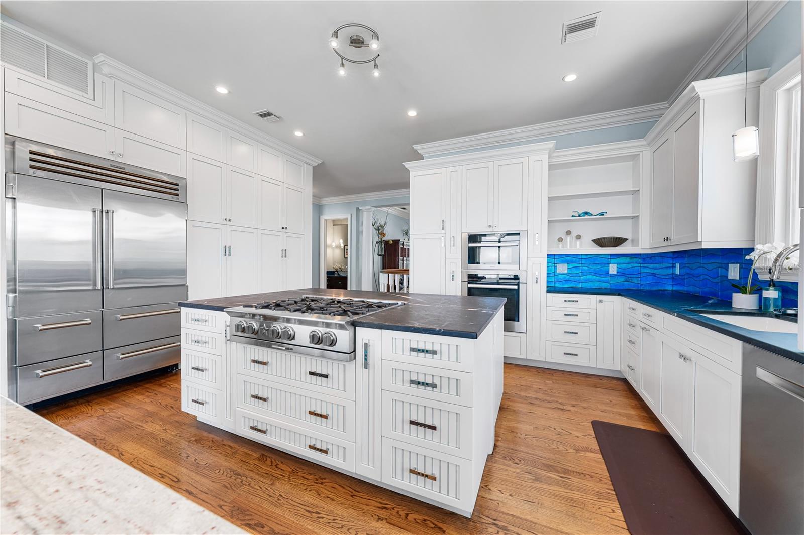 SAPPHIRE SHORES RESUB - Residential