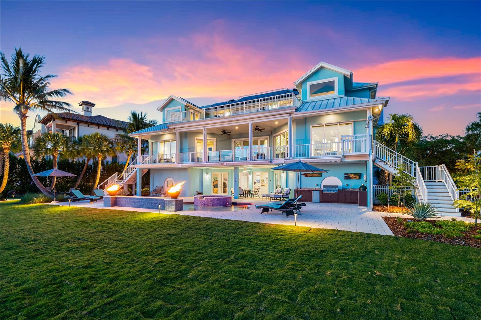 SAPPHIRE SHORES RESUB - Residential
