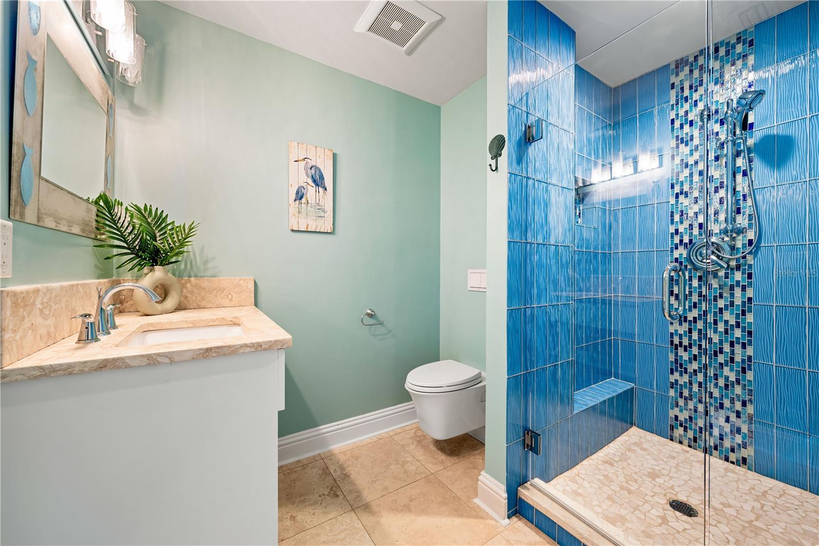 SAPPHIRE SHORES RESUB - Residential