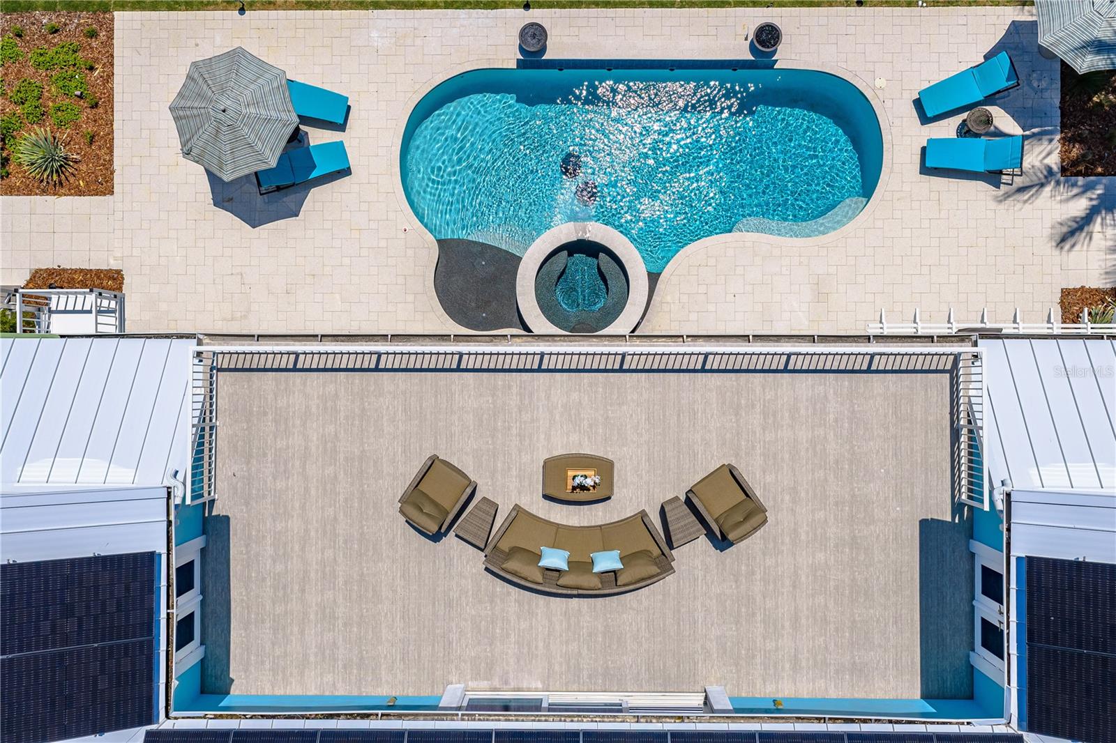 SAPPHIRE SHORES RESUB - Residential