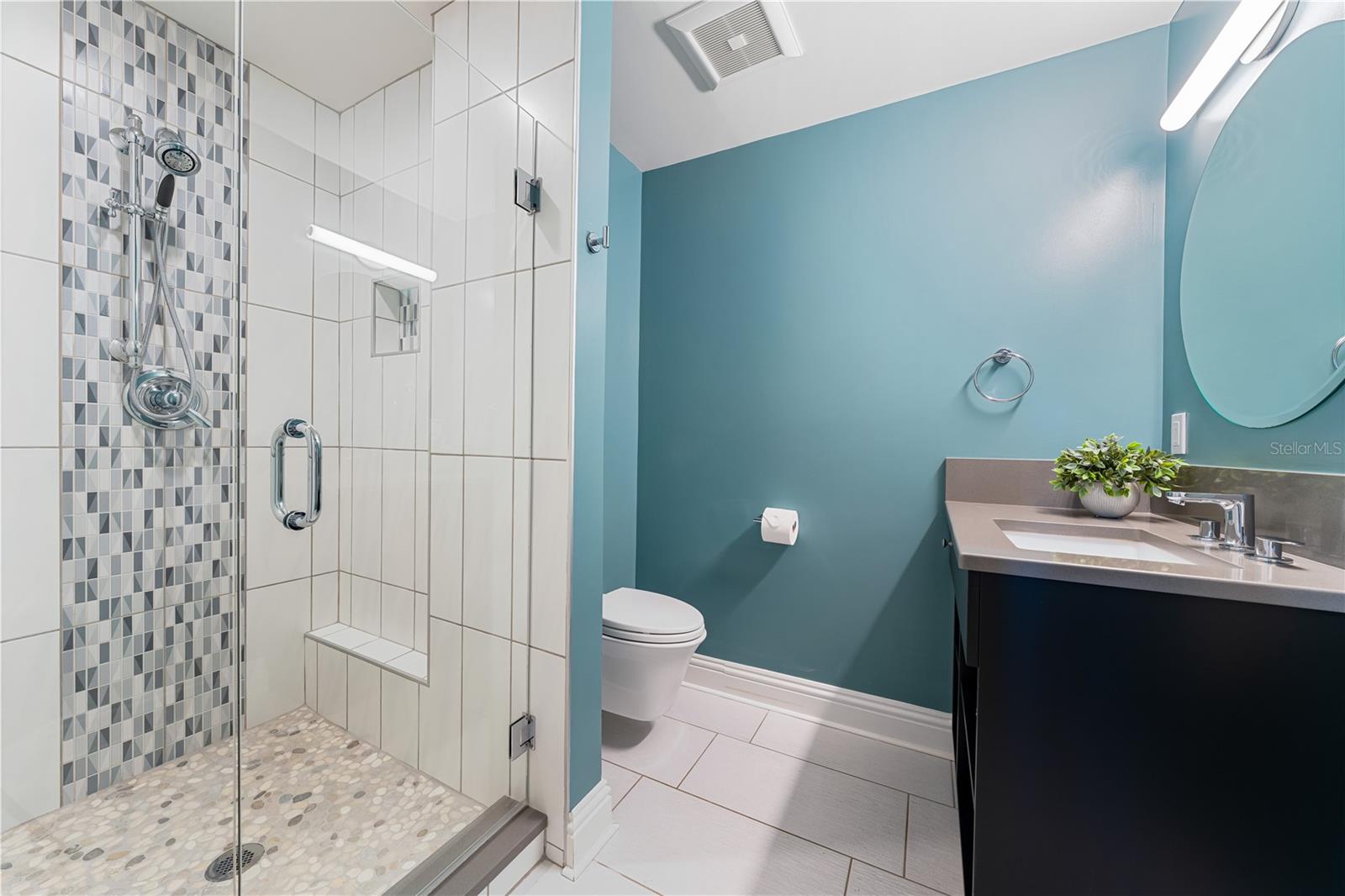 SAPPHIRE SHORES RESUB - Residential