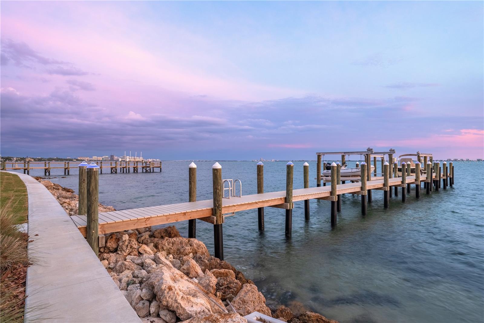 SAPPHIRE SHORES RESUB - Residential