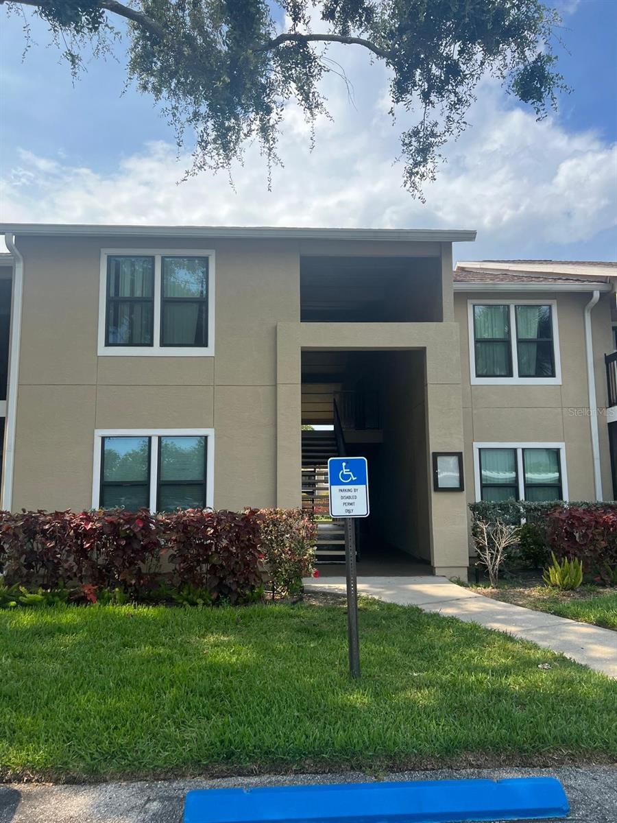 Vintage Grand community, located in the heart of Palmer Ranch. This spacious second-floor condo offers 3 bedrooms, 2 bathrooms, and a beautiful open floor plan for comfortable living. Available for annual rental, the home is just steps away from a variety of community amenities including two pools, a fitness center, tennis courts, and a playground. Enjoy the convenience of nearby shopping and essentials with easy access to pharmacies, Lowe’s, grocery stores, Sarasota Square Mall, Costco, the YMCA, and the Legacy Trail. Best of all, world-famous Siesta Key Beach is just a 10-minute drive away. Don’t miss your chance to live in one of Sarasota’s most desirable locations!