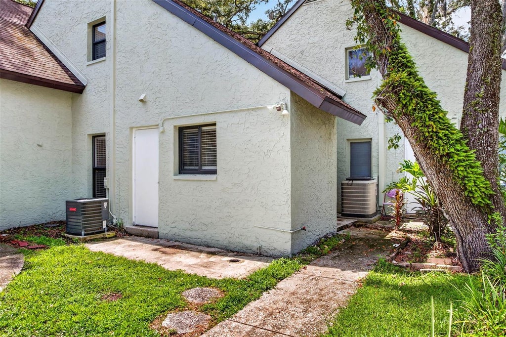 Photo of 5627 Ashley Oaks Drive #2, Tampa, FL 33617 (MLS # TB8548080)