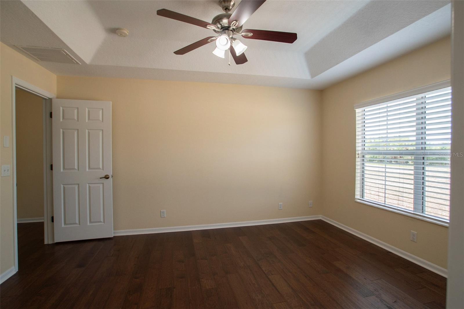 SUNSET POINTE TWNHMS - Residential Lease