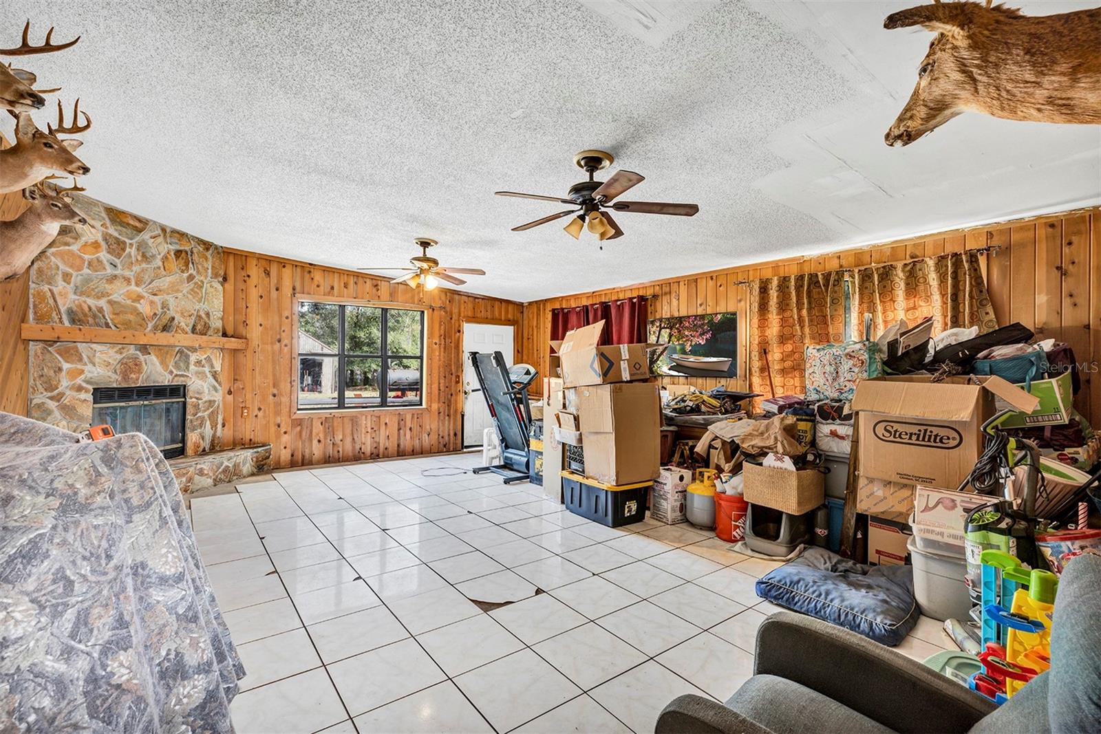 ACREAGE & UNREC - Residential