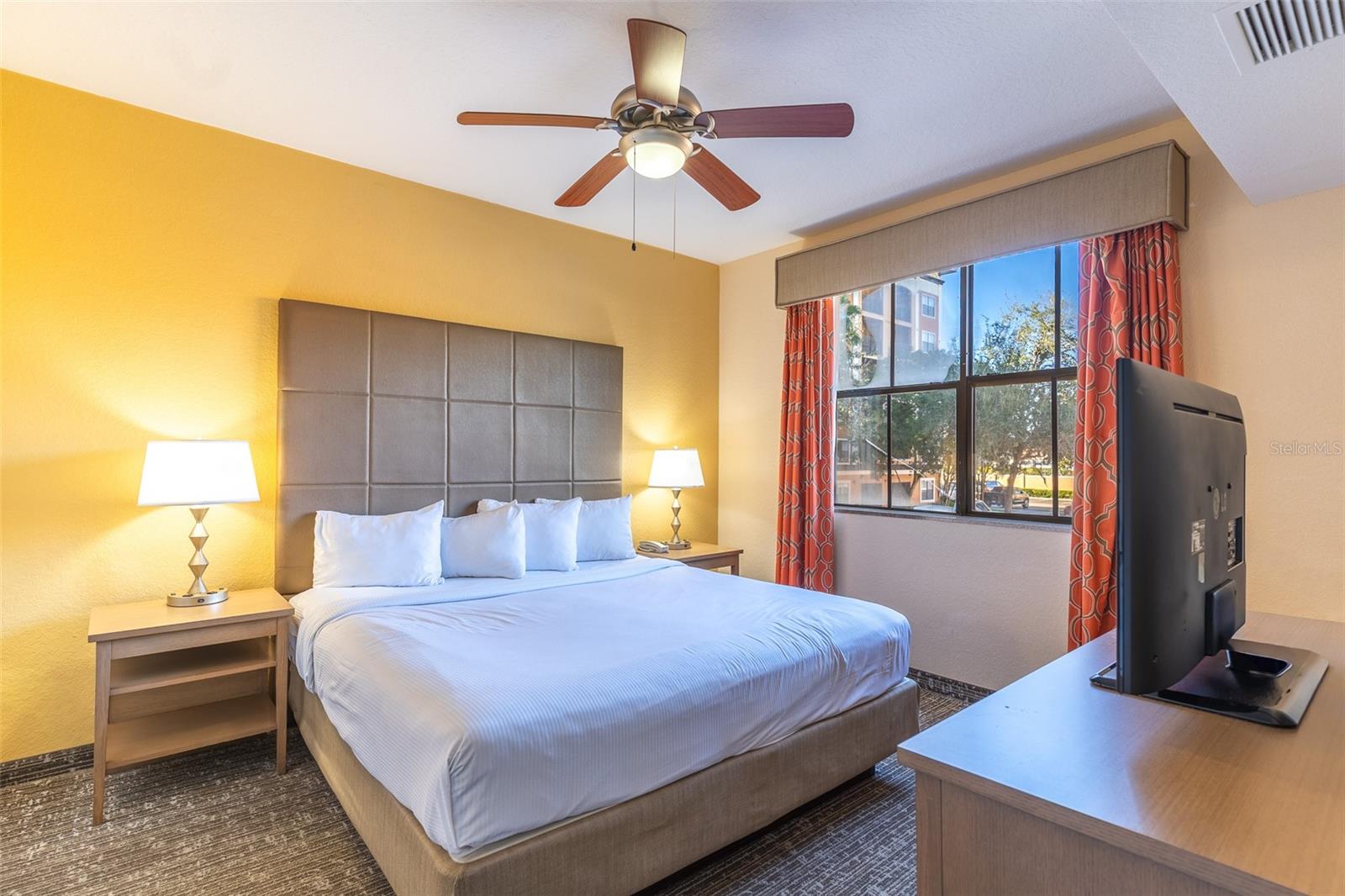 FLORIDAYS ORLANDO RESIDENCE - Residential