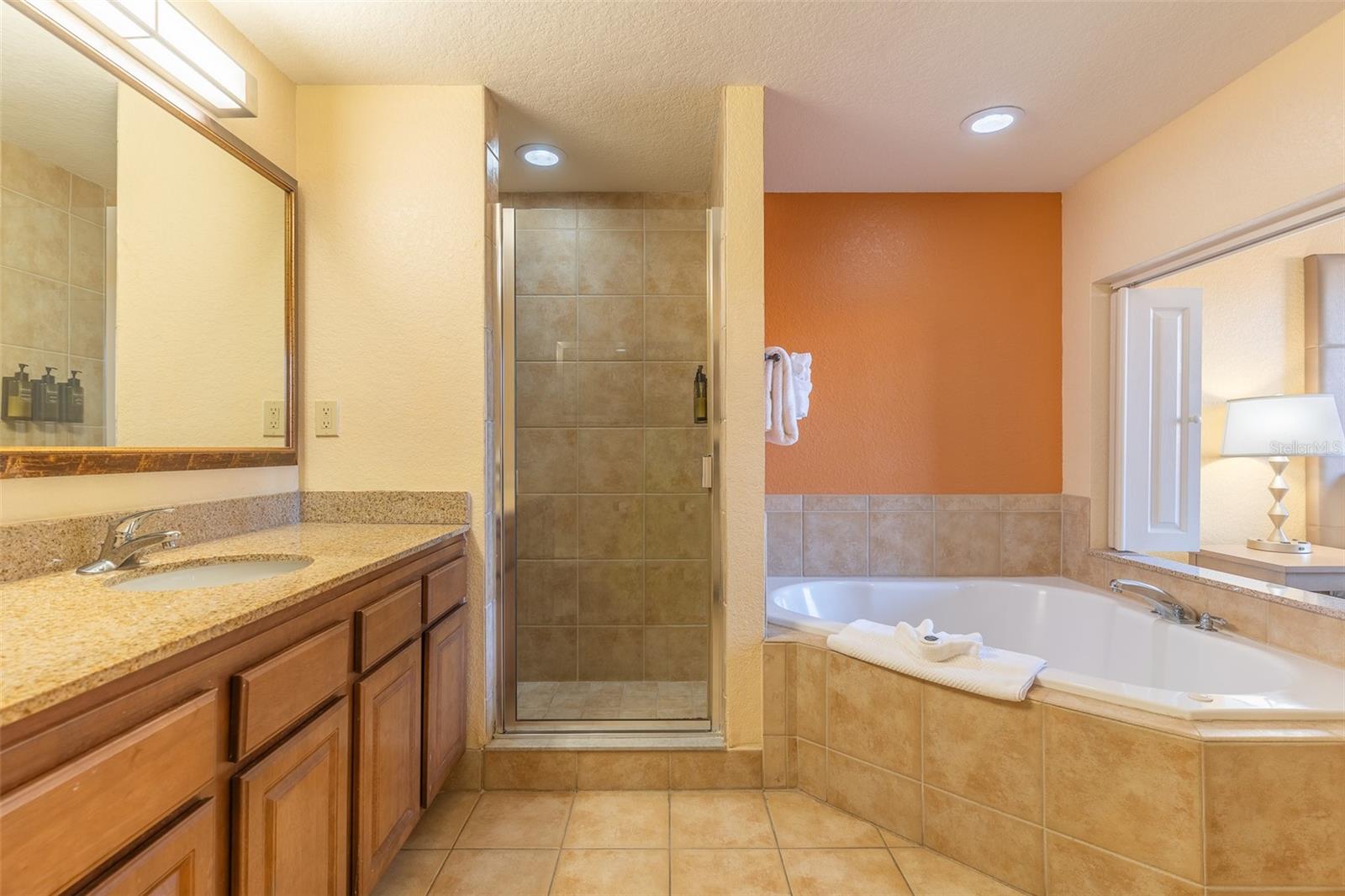 FLORIDAYS ORLANDO RESIDENCE - Residential