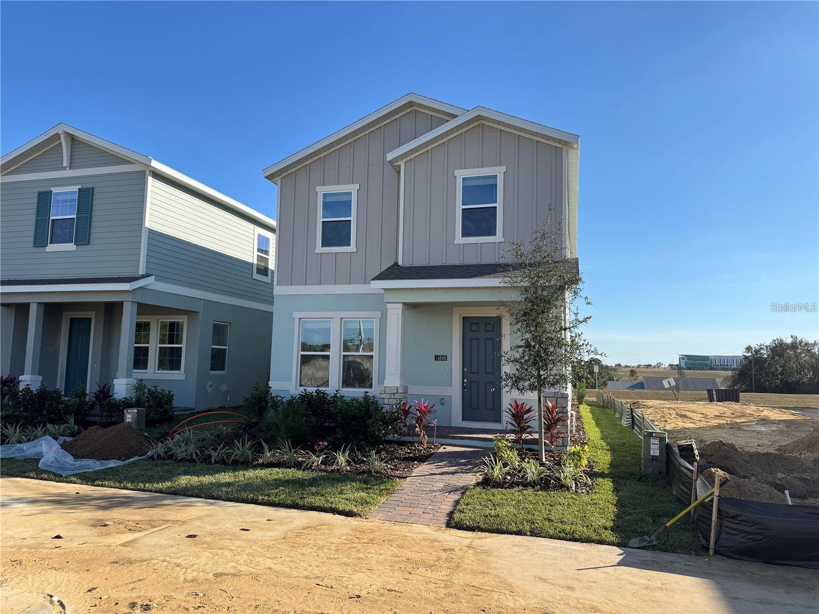 HAMLIN POINTE - Residential