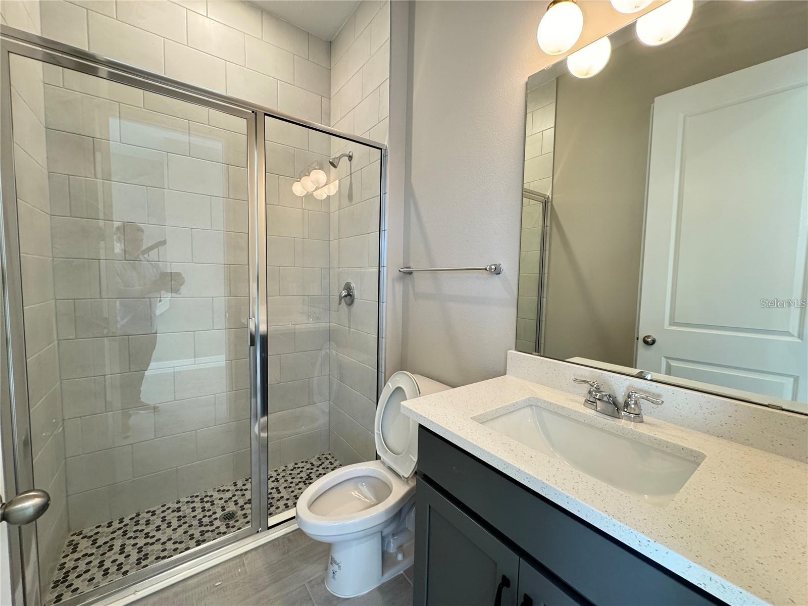 HAMLIN POINTE - Residential