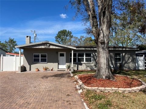 A home in PINELLAS PARK