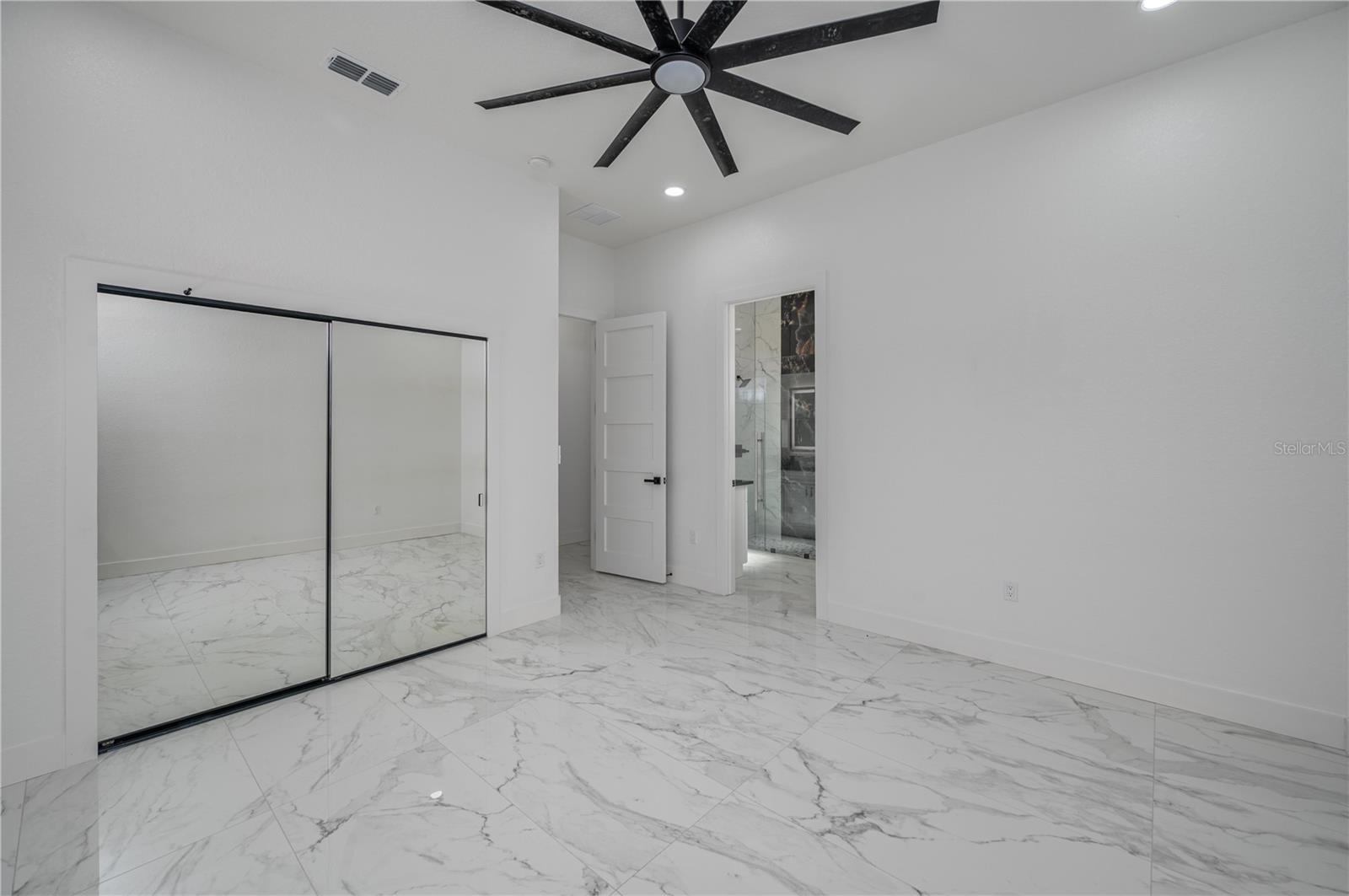 HALA HEIGHTS - Residential