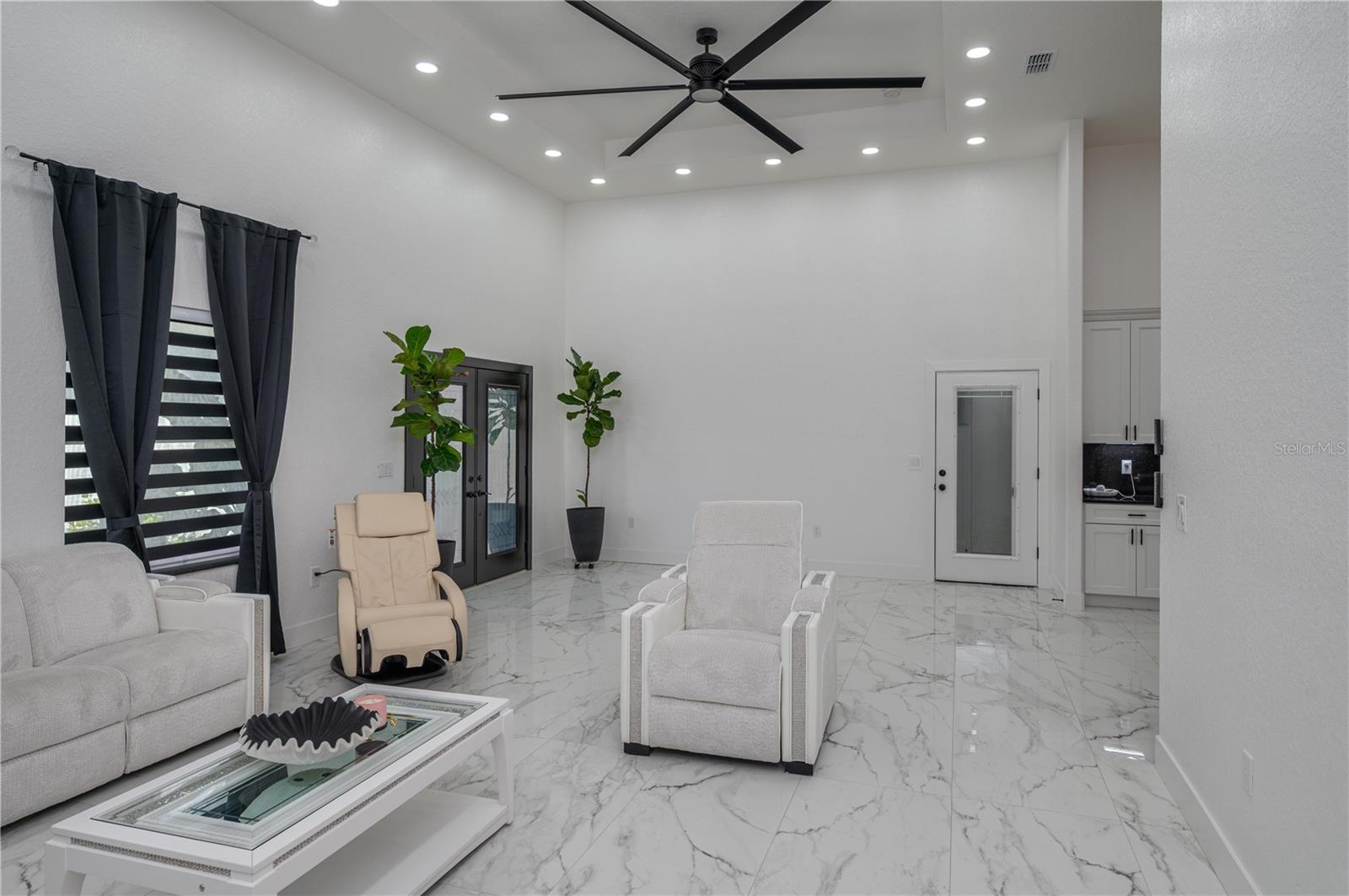 HALA HEIGHTS - Residential