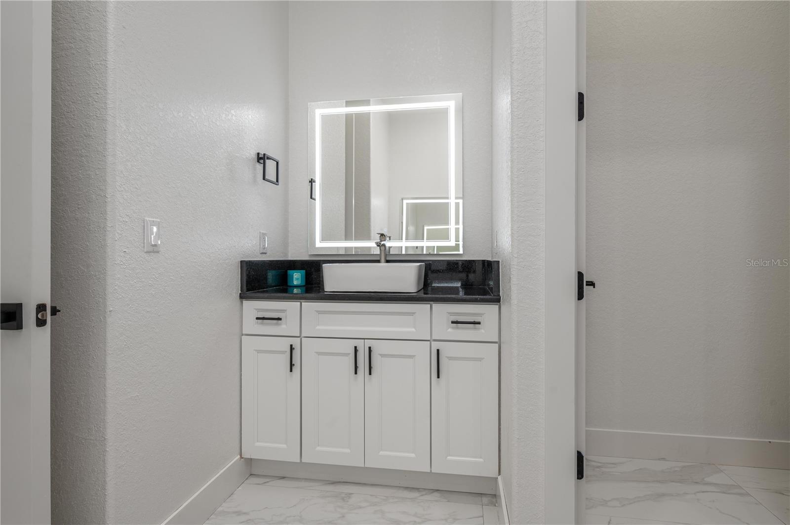 HALA HEIGHTS - Residential