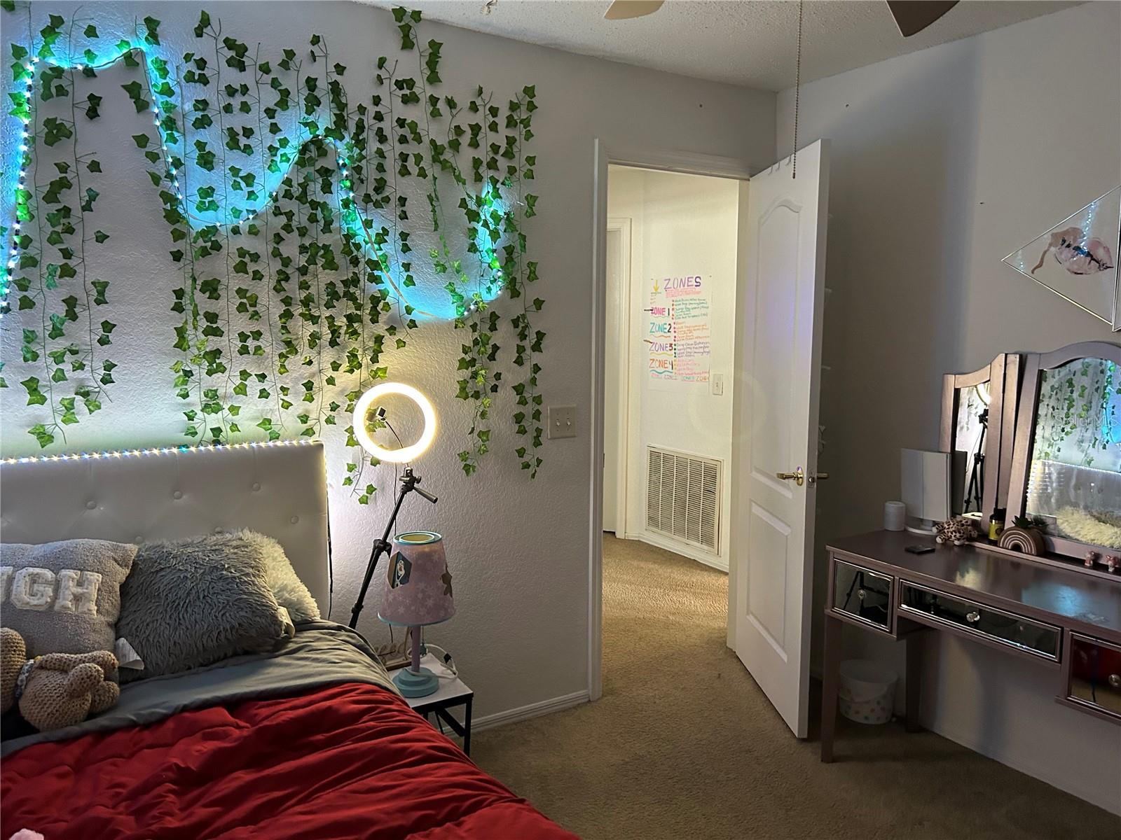 LAKE THOMAS WOODS SIXTH ADD - Residential