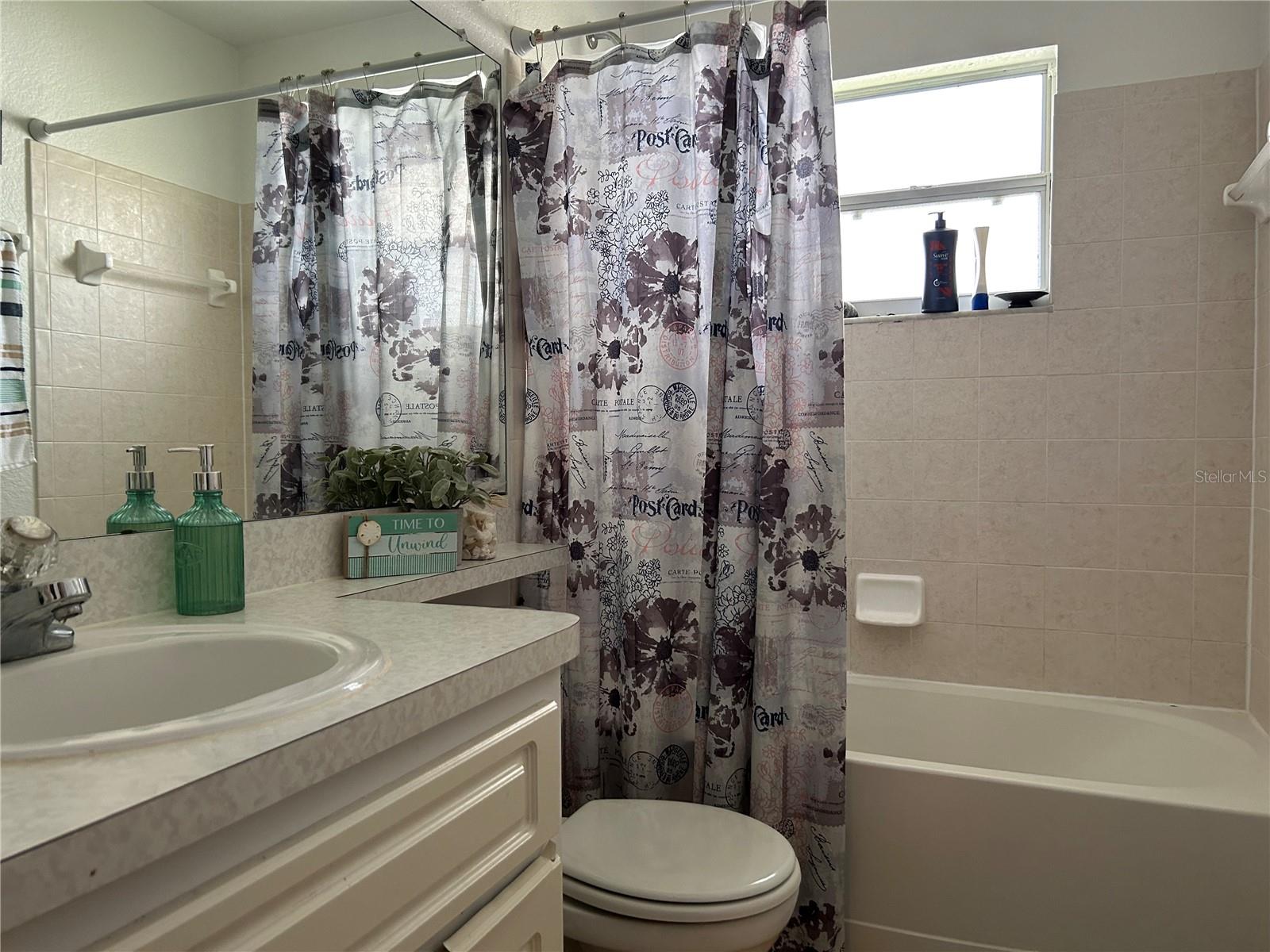 LAKE THOMAS WOODS SIXTH ADD - Residential