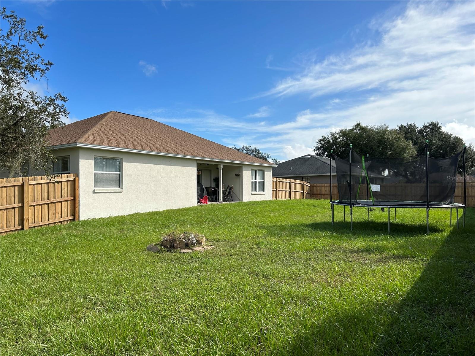 LAKE THOMAS WOODS SIXTH ADD - Residential