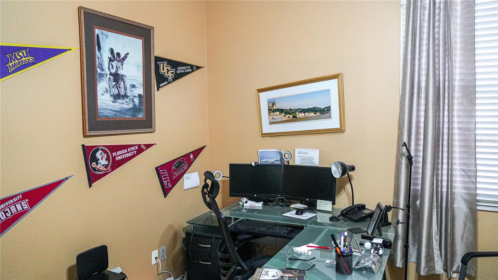 BEACON RIDGE AT LEGENDS - Residential