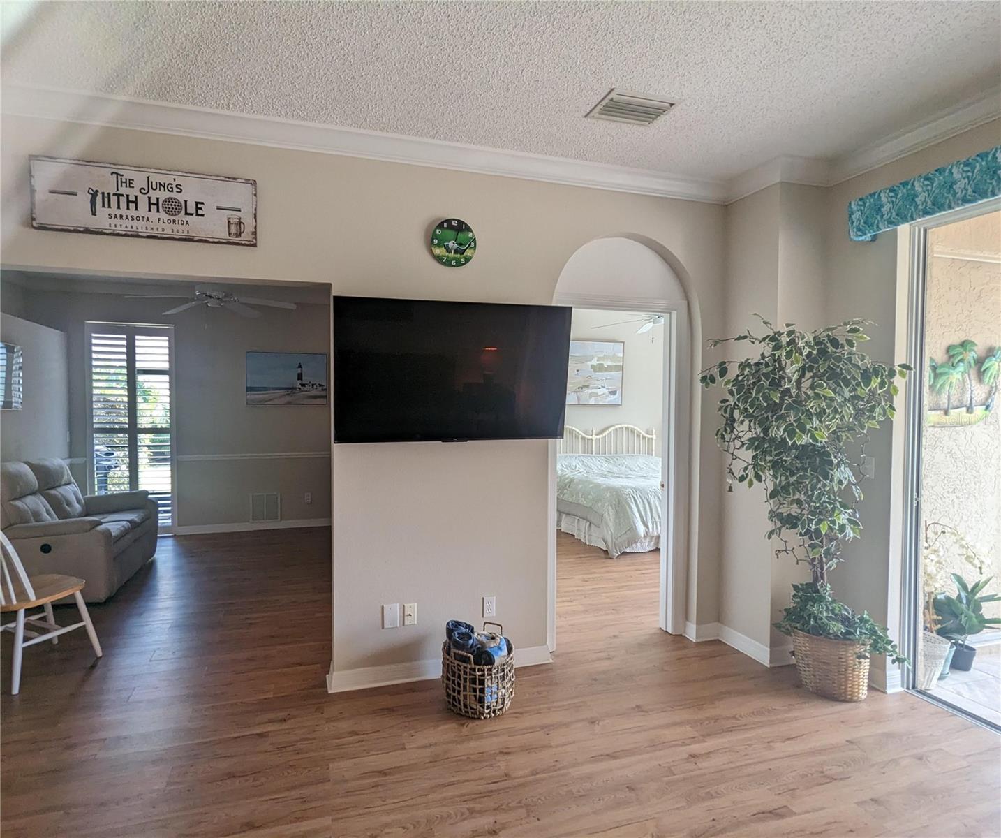 HERITAGE OAKS GOLF & COUNTRY CLUB - Residential Lease
