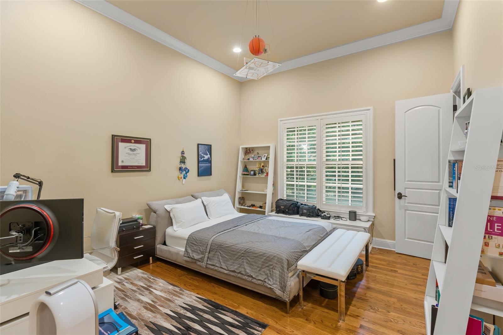 ISLEWORTH WEST - Residential