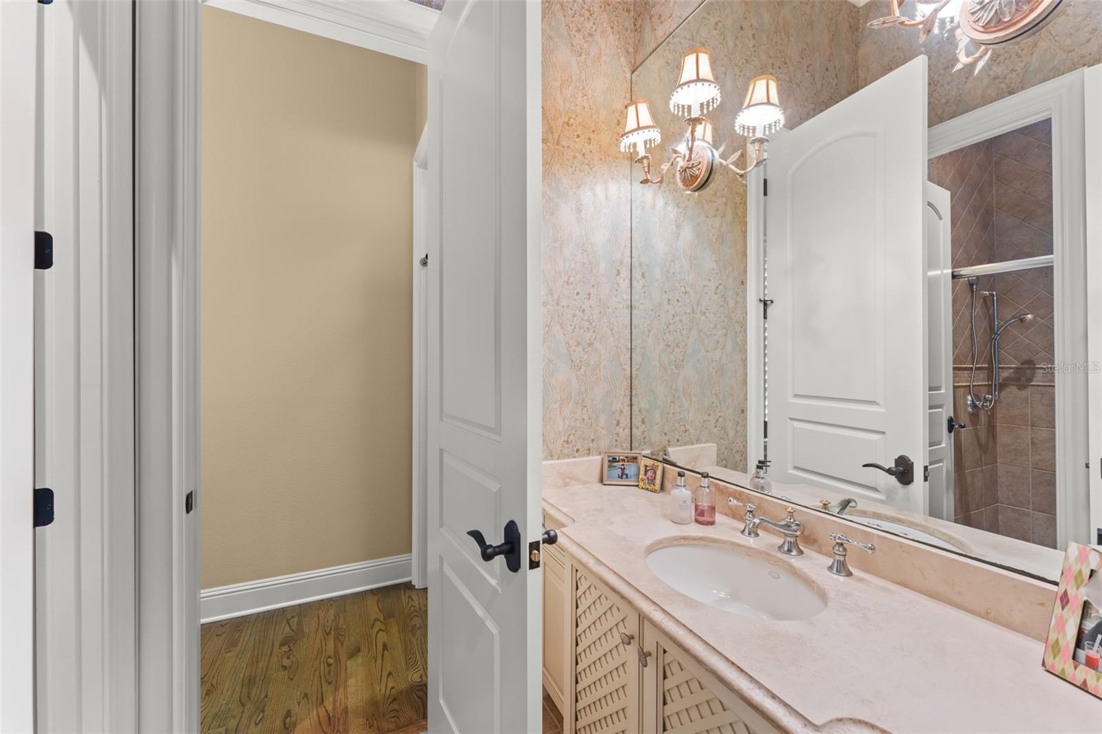 ISLEWORTH WEST - Residential