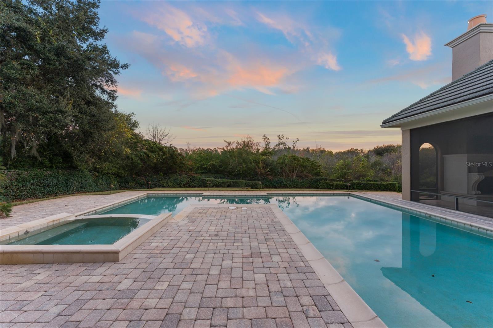 ISLEWORTH WEST - Residential