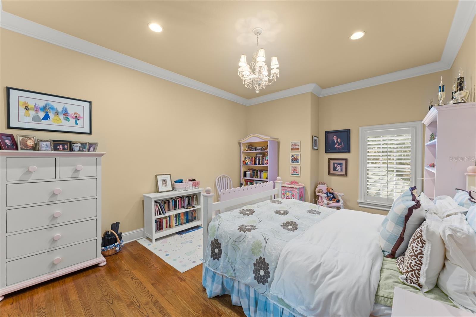 ISLEWORTH WEST - Residential