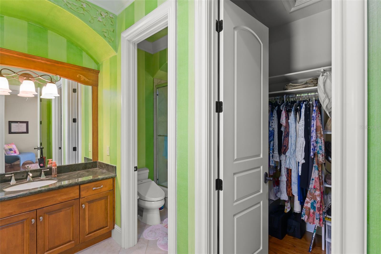 ISLEWORTH WEST - Residential