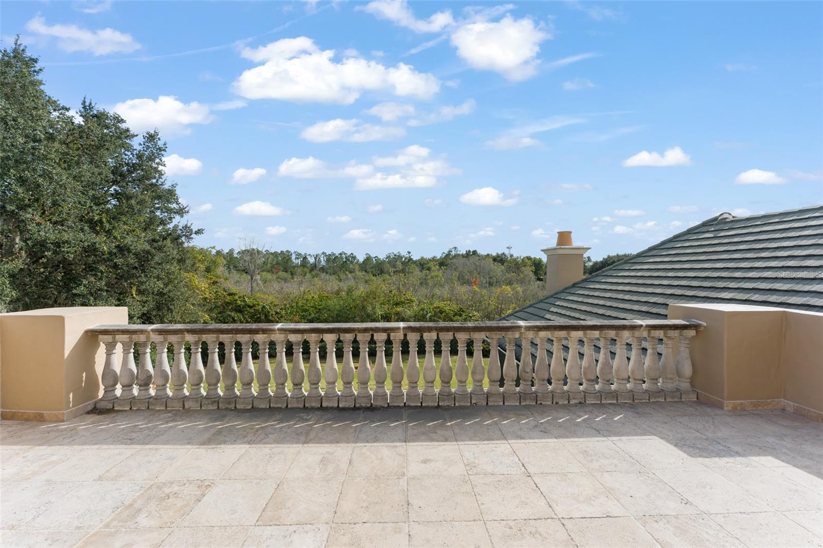 ISLEWORTH WEST - Residential