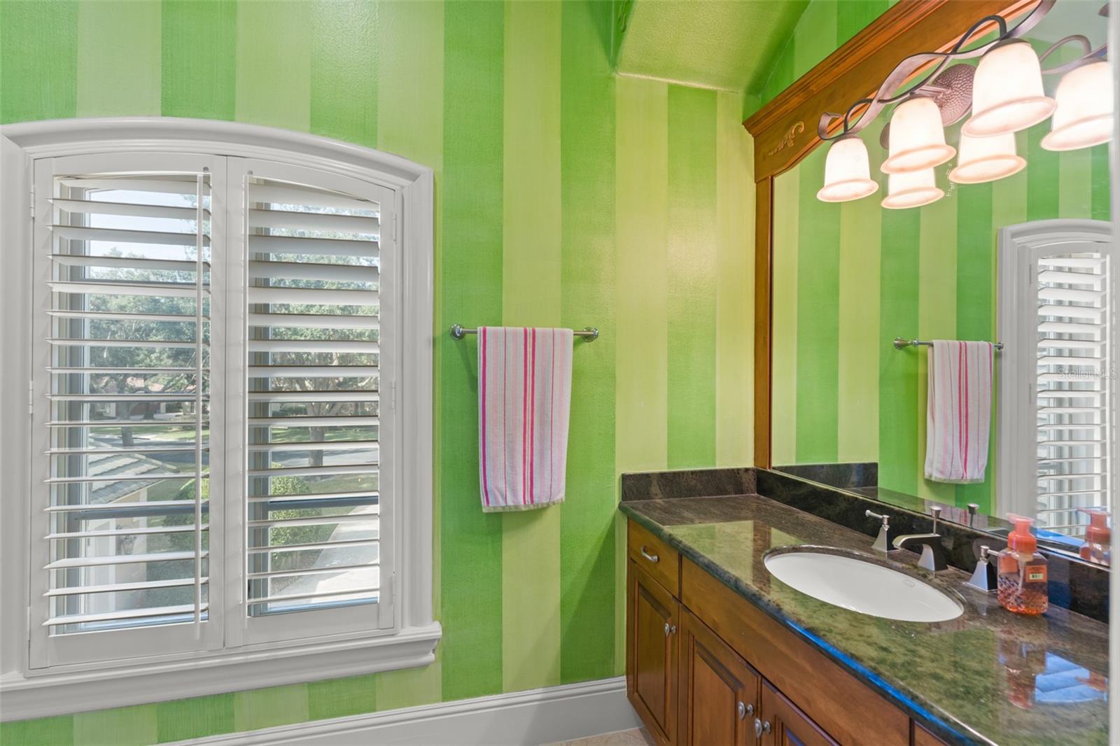 ISLEWORTH WEST - Residential