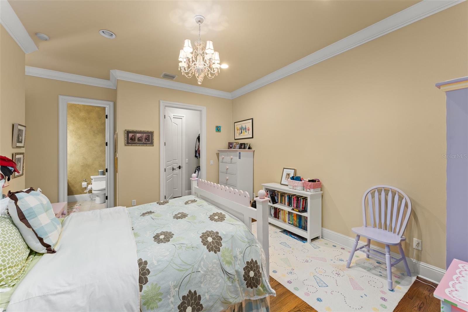 ISLEWORTH WEST - Residential