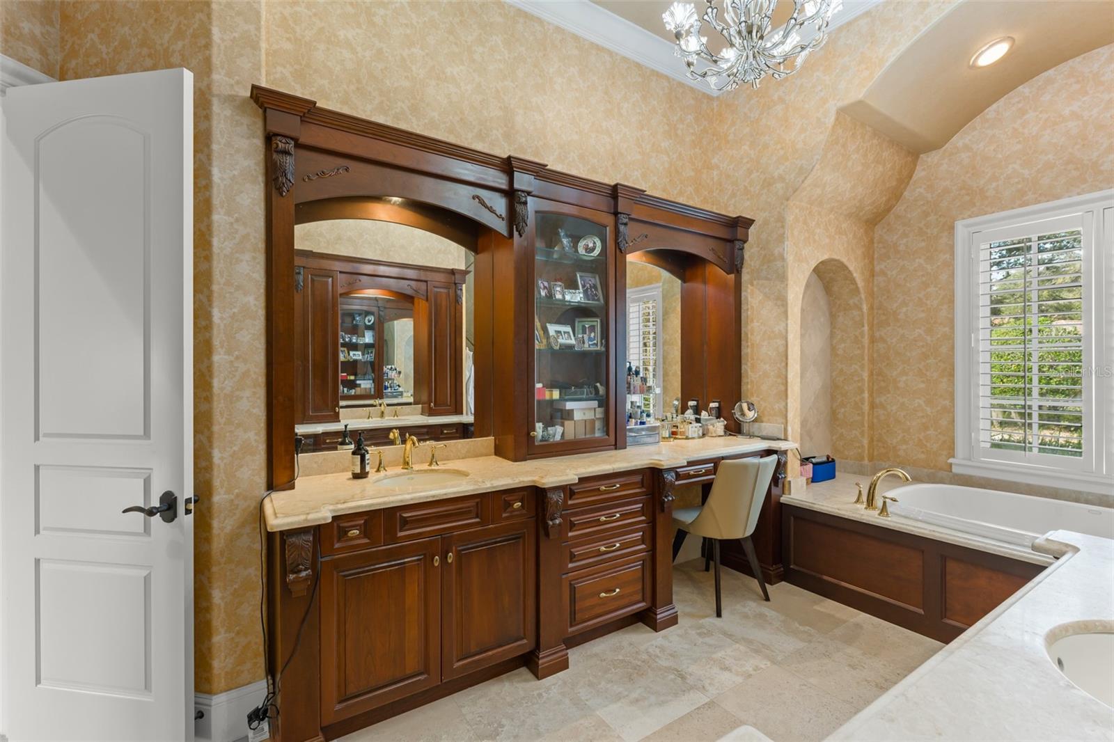 ISLEWORTH WEST - Residential