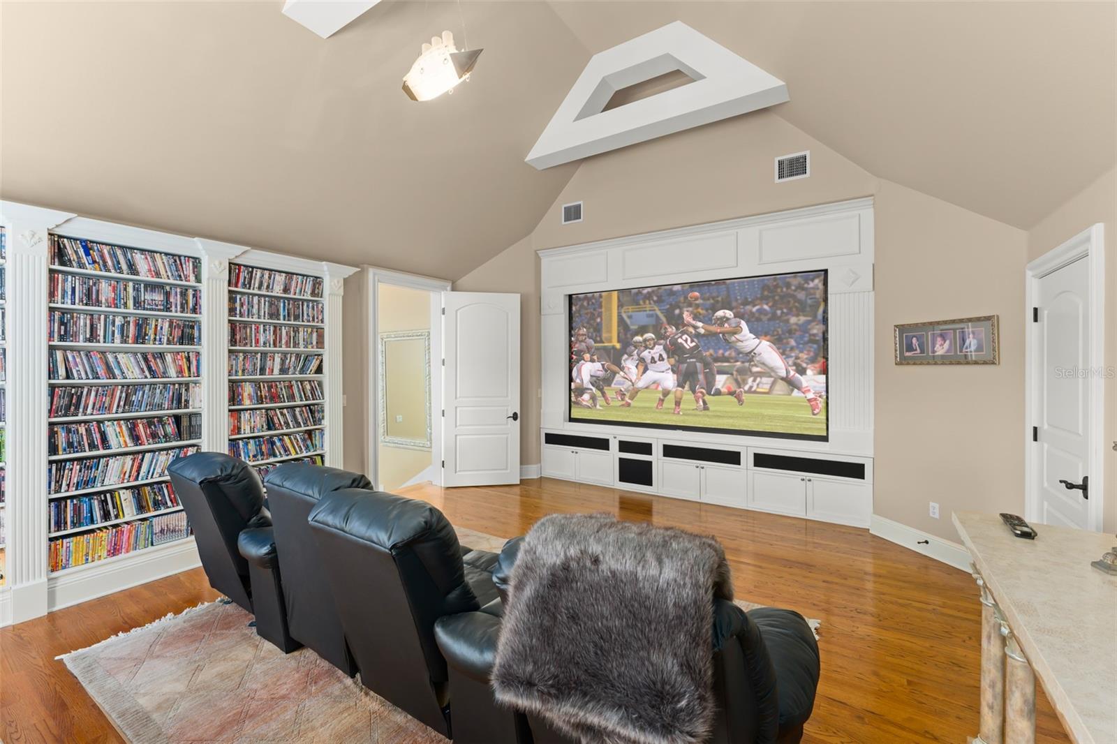 ISLEWORTH WEST - Residential