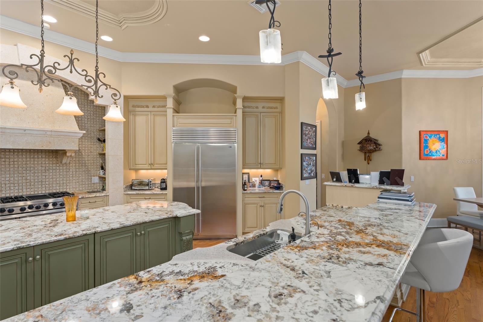 ISLEWORTH WEST - Residential