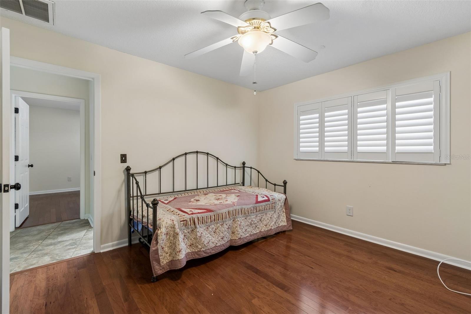 THE HAMLET - Residential