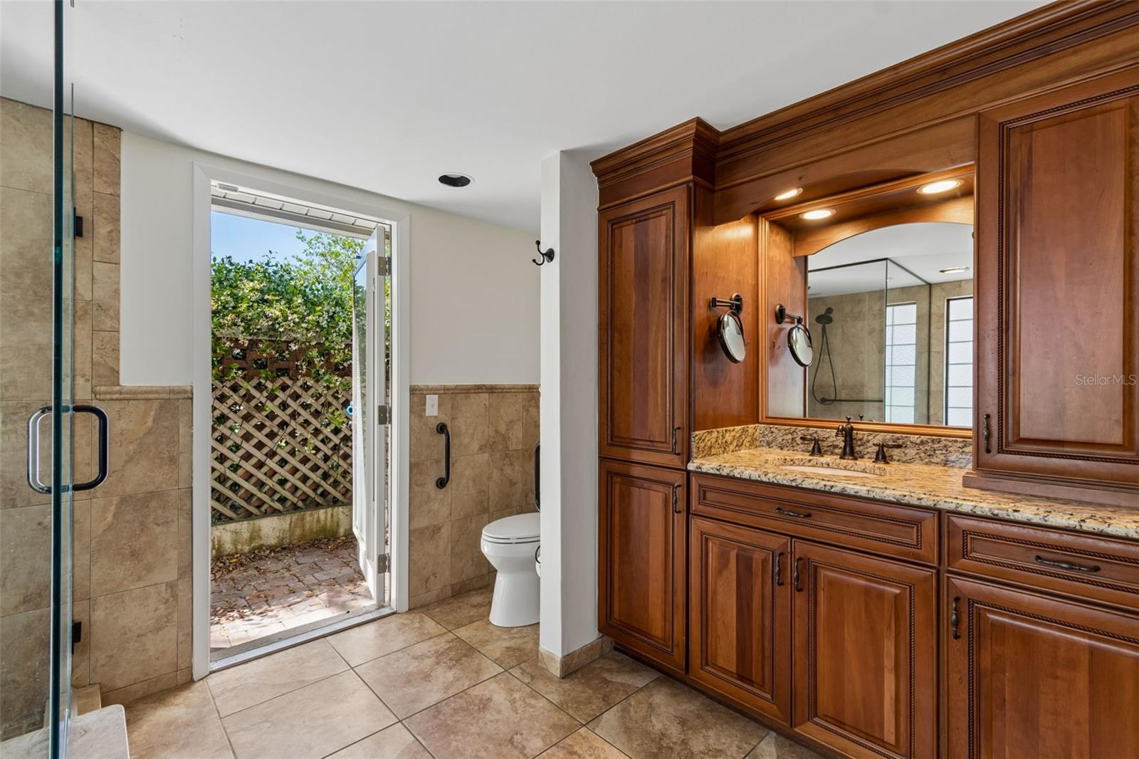 THE HAMLET - Residential