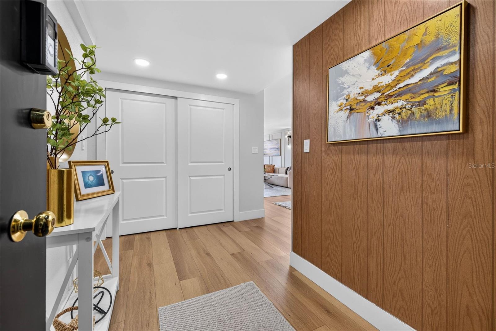100 OAKMONT LANE 204