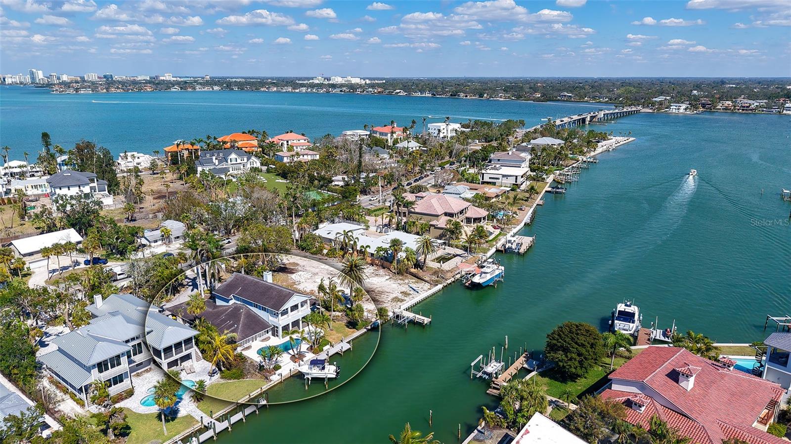 BAY ISLAND SHORES - Residential