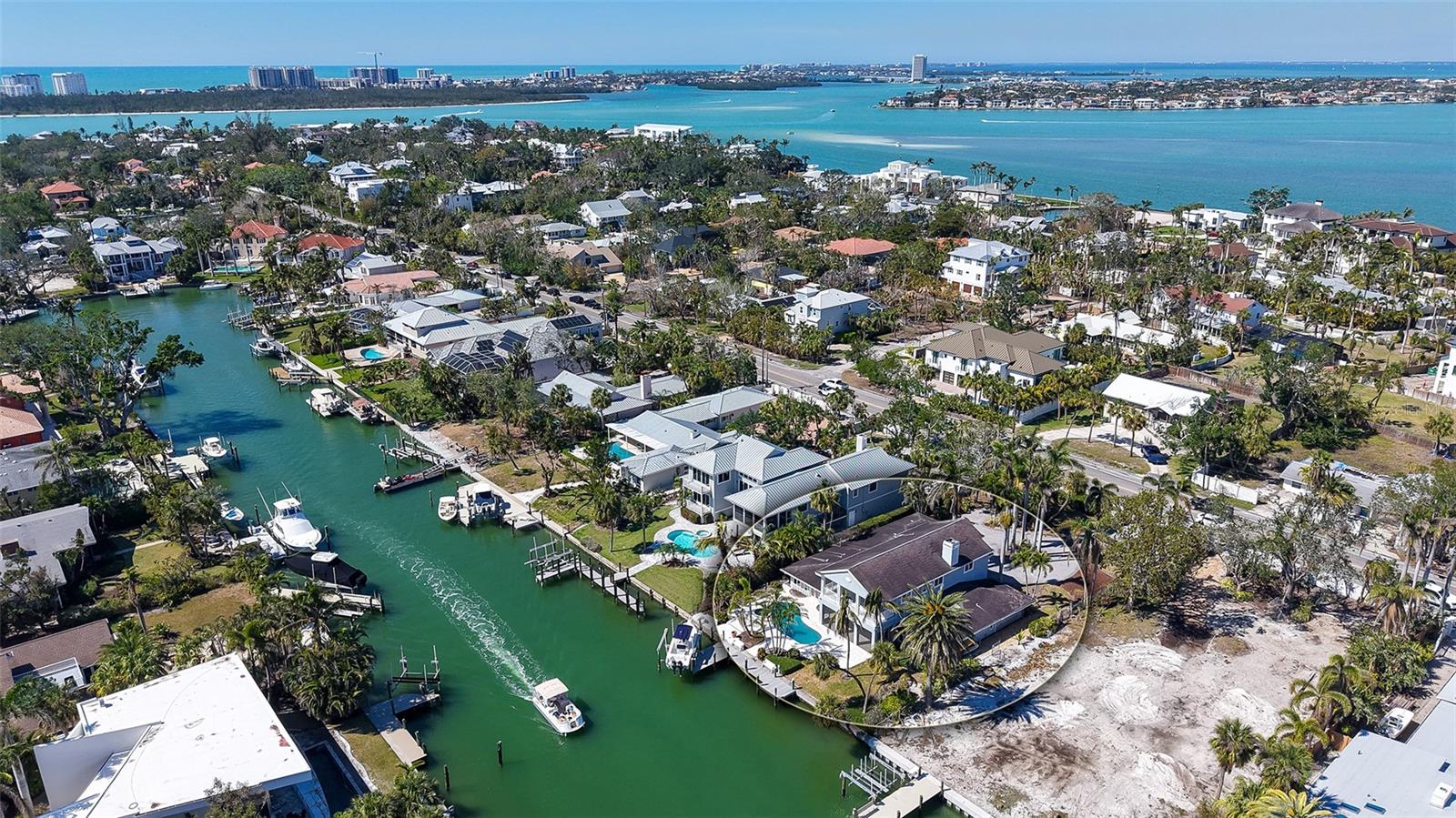 BAY ISLAND SHORES - Residential