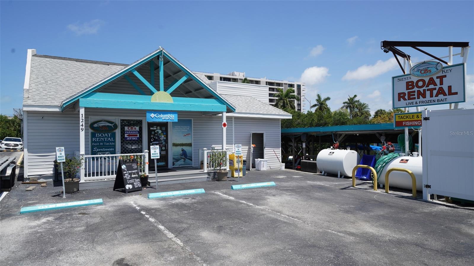 BAY ISLAND SHORES - Residential