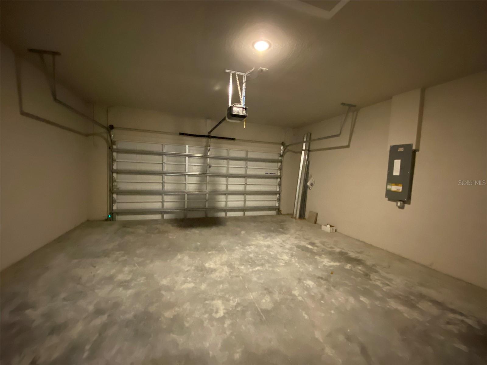 PORT CHARLOTTE SUB 19 - Residential Lease