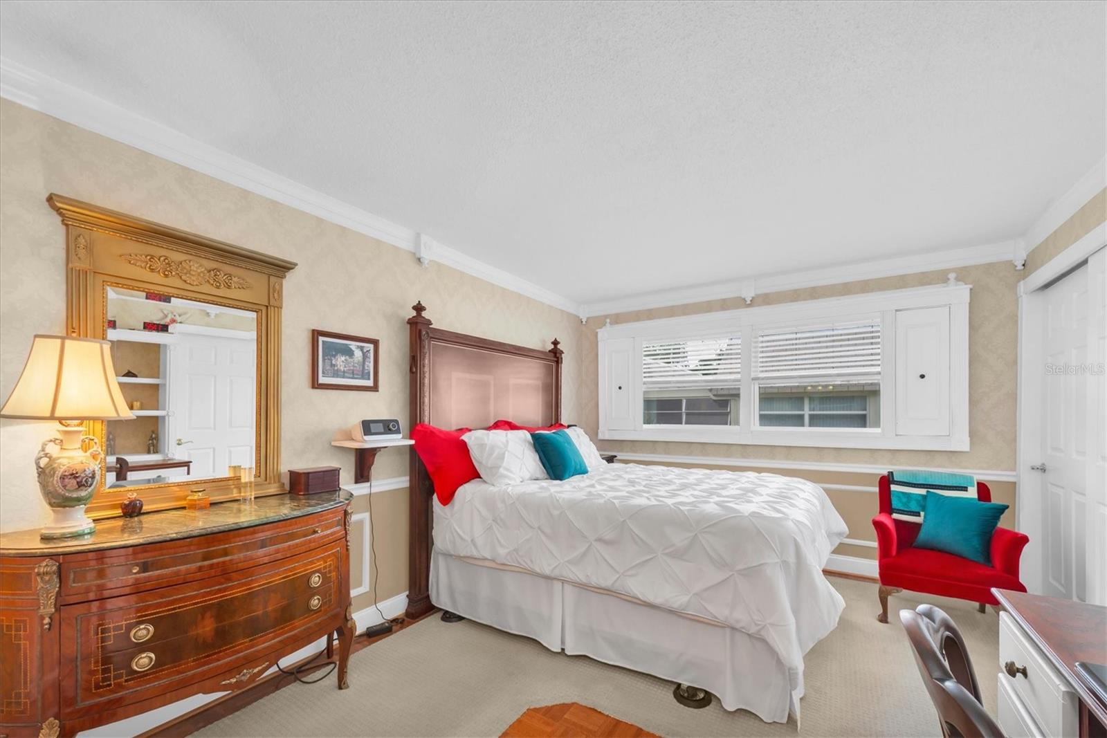 VENDOME VILLAGE - Residential