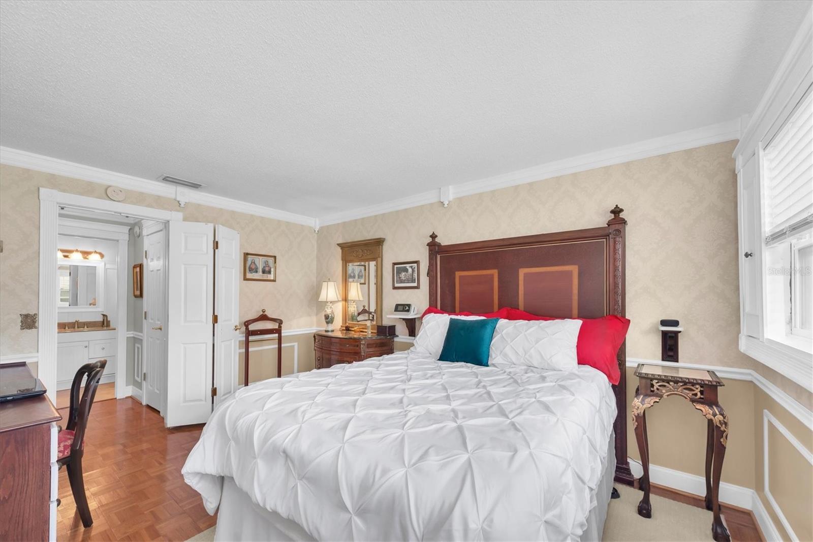 VENDOME VILLAGE - Residential