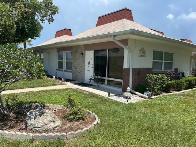 Welcome to this well-maintained ground floor villa. This is a sought-after corner unit in the gated and fully fenced community of Tahitian Gardens. Tahitian Gardens is a 55+ community offering a heated pool, recreation center, laundry facilities, a beautiful pond and walking path, and other outdoor activities. The turnkey villa is 2 bedrooms, 1 and 1/2 bath, 1 assigned parking space and plenty of guest parking available. The 1/2 bathroom is located in the primary bedroom. There are a new stackable Maytag washer and dryer existing. There is a front entrance storm door, and the unit has been freshly painted. Tahitian Gardens is centrally located with easy access to major transportation routes, dining, shopping, and public transportation. Minutes away from Crystal River, Weeki Wachee, the Sponge Docks and miles of beaches along the Gulf of Mexico.